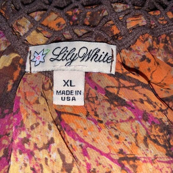 Lily White tank top size XL - Picture 3 of 3